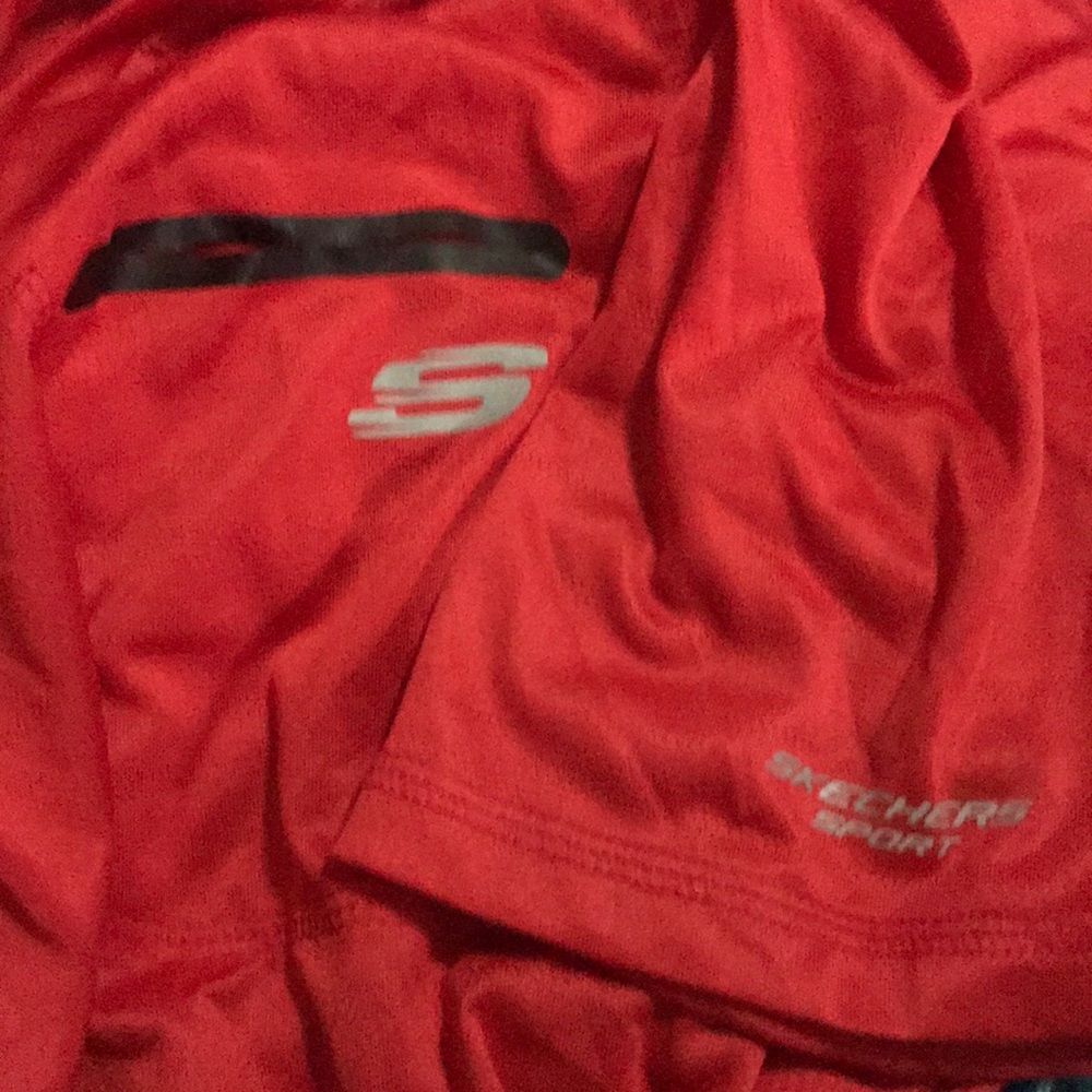 Skechers sport men’s shirt size XL NWOT red - Picture 4 of 6
